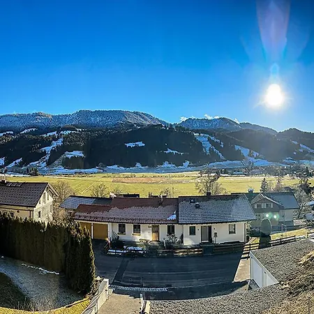 Alpengluehen アパート